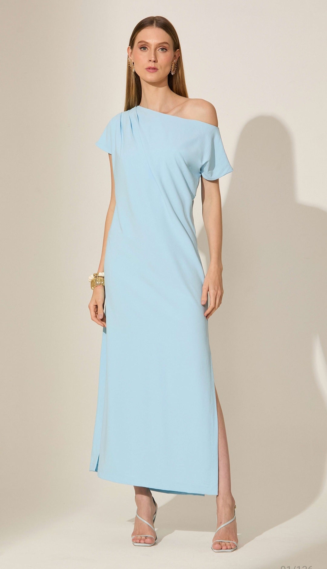 VESTIDO HOMBRO ASIMETRICO